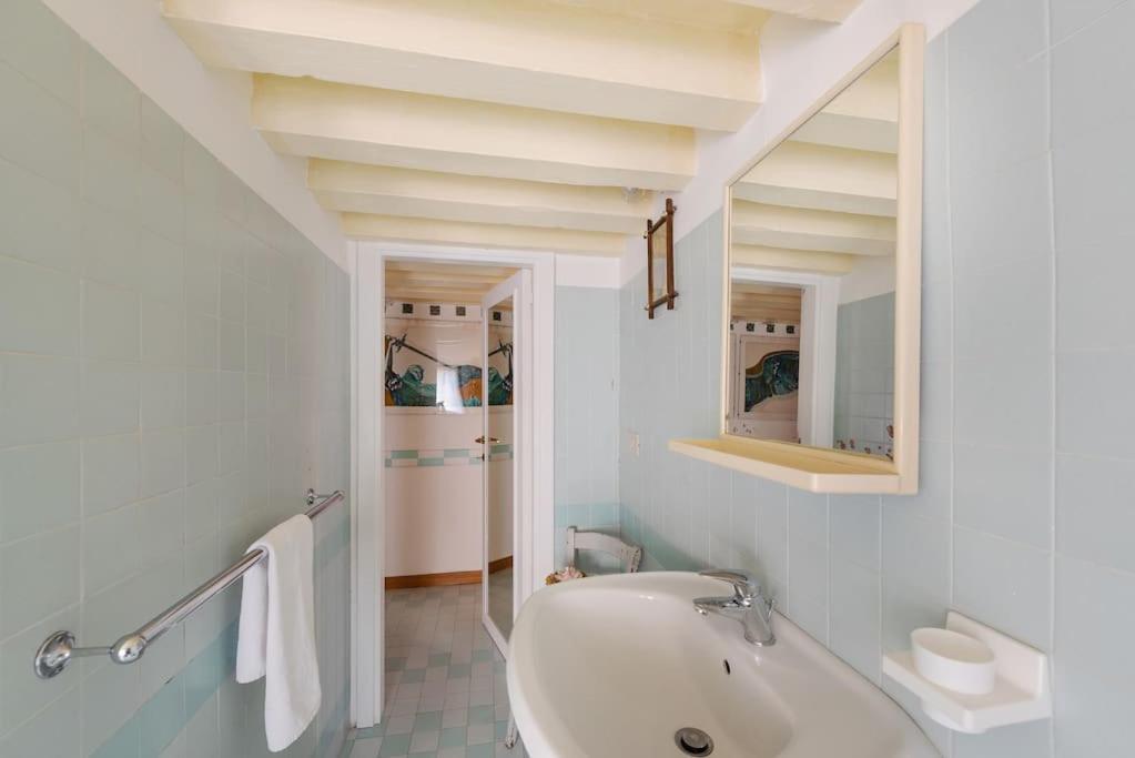 Walk On The Water ✧ 5 Minutes To Rialto Bridge Apartment Venice Exterior photo